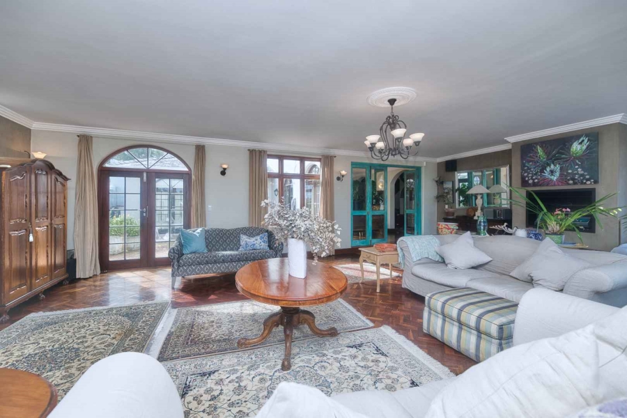 7 Bedroom Property for Sale in Voelklip Western Cape